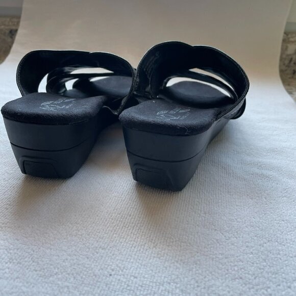 Aerosoles NWOT A2 Crisscross Sandals Women's Sz 9 Heel Rest Color Black Not Worn - Picture 5 of 6
